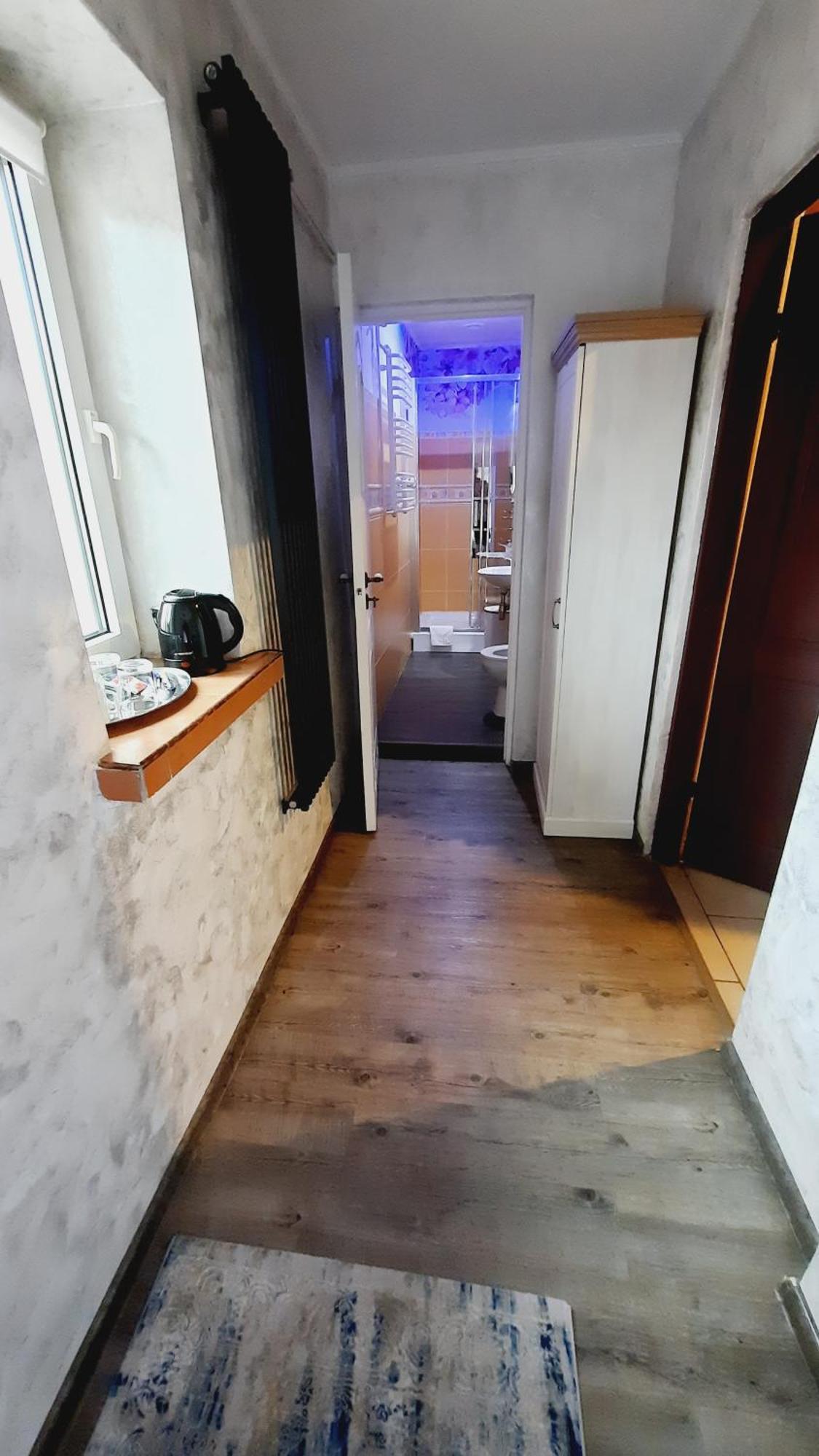 Hotel Rezydencja Rosa Przemysl Bagian luar foto