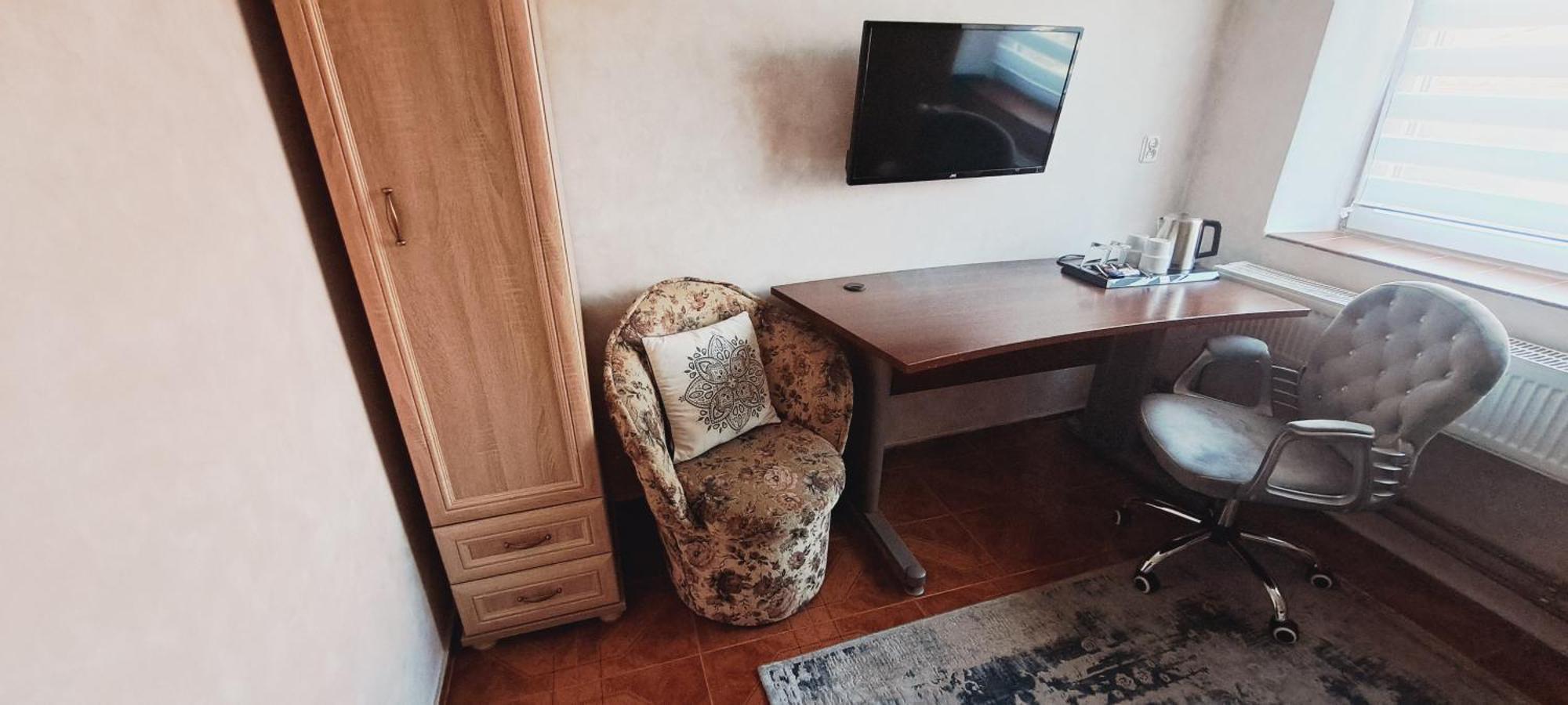 Hotel Rezydencja Rosa Przemysl Bagian luar foto
