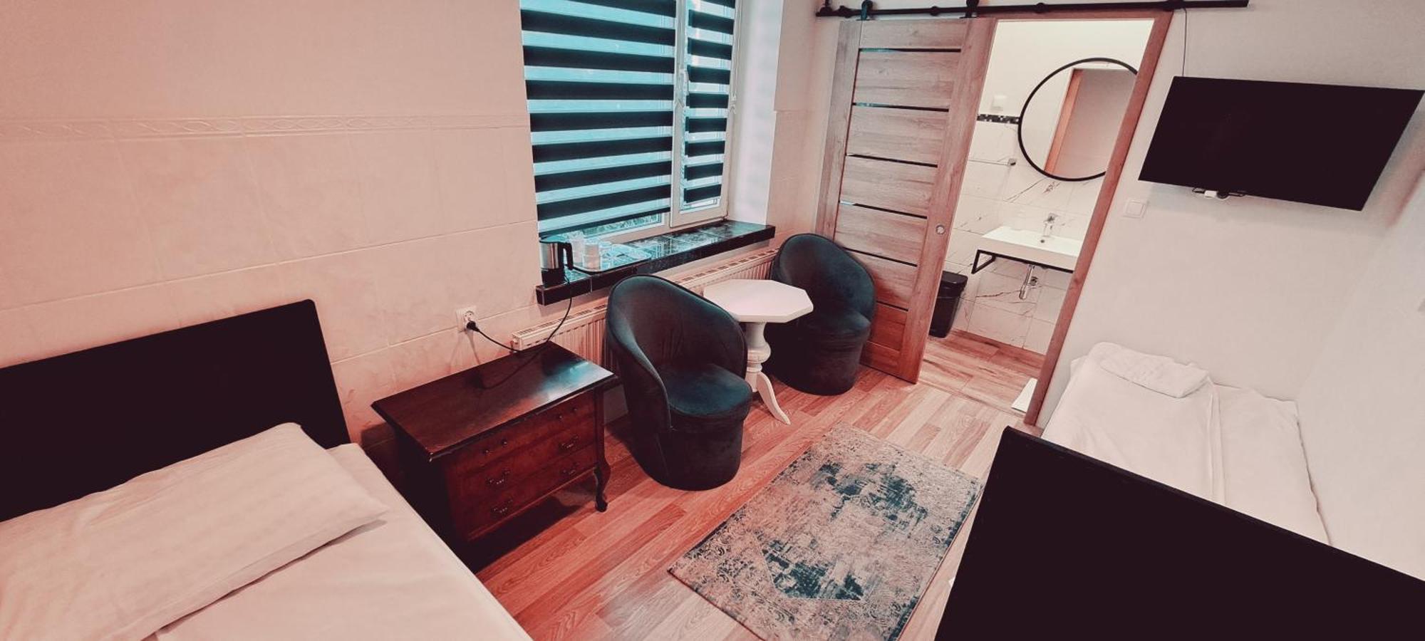 Hotel Rezydencja Rosa Przemysl Bagian luar foto